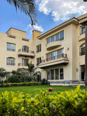 One 6 Teen Villa & Boutique